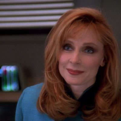 30. she/her. bi and bipolar. 
here to cry over beverly crusher. chose picrusher as my ship so i've never known a moment of peace.
