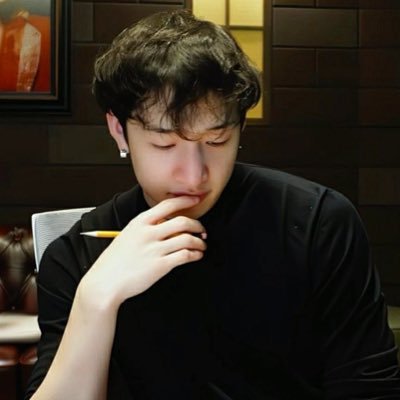 3R4CHAVRSE's profile picture. #방찬 : can i call you mine? | SHE!HER& ˚ ༘`✦ ˑ ִֶ 𓂃⊹