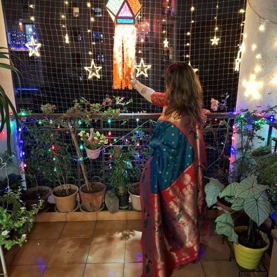 epitomeindia's profile picture. Navigating life without Google Maps.