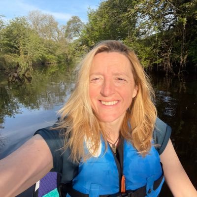 EAL Leader of Learning for Glasgow CC 23- 25. Passionate about mental health, equalities, walking and Star Trek. Gaelic learner. Ally 🏳️‍🌈🏳️‍⚧️