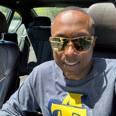 vdsmithjr's profile picture. 