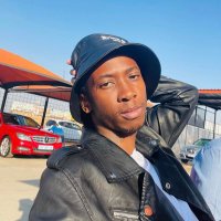 laphiimari🙈(@Colourphuza) 's Twitter Profile Photo