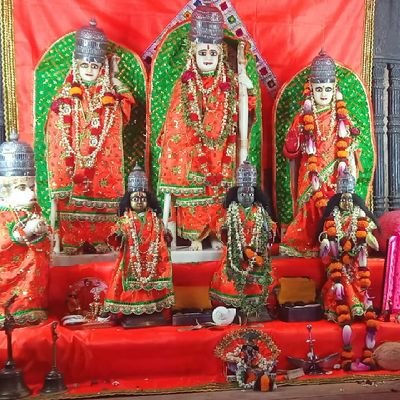 Shri Rambag Mandir is a which is the first and old Shri RamMandir for Gyangudri Vrindavan.

https://t.co/SPuAw2Edl5