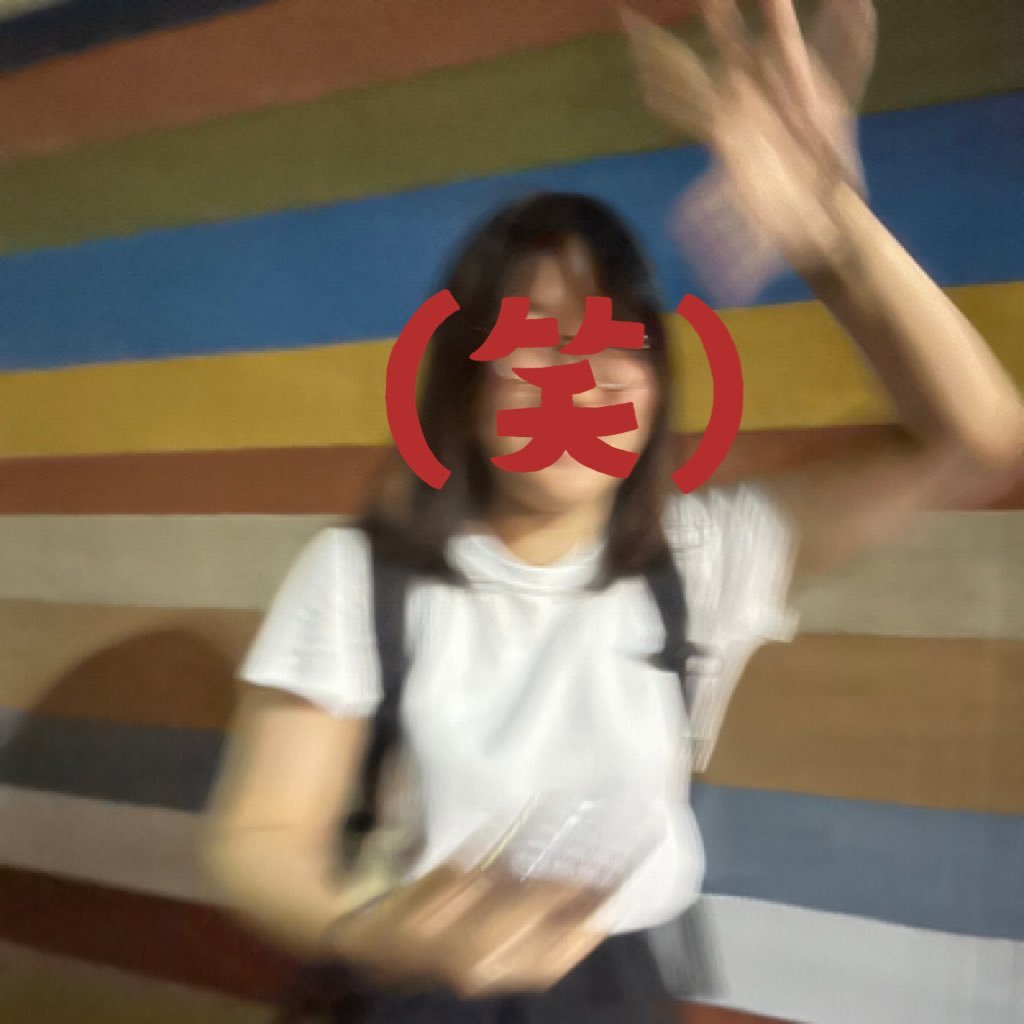 akai_no_usagi's profile picture. (　˙灬˙　)