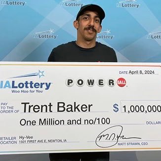 Trent Baker from Iowa wins $1 million powerball Jackpot giving back to the society by paying credit cards