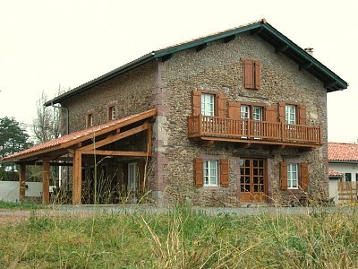 Un entorno natural donde podrás disfrutar de nuestros magníficos paisajes y la relajación del mundo rural.