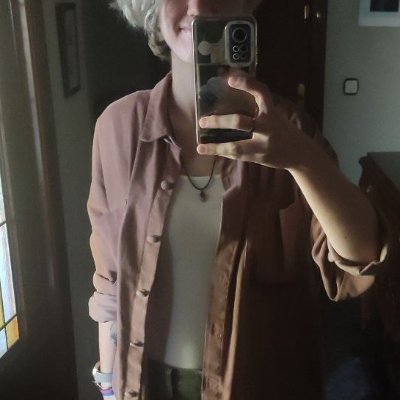 ace 🏳️🌈 | “No dejaba que la verdad le estropease una buena historia„ Una de las tres patas de @LaClasicoteca. Lingüista, correctora y escritora.