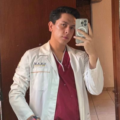 ♉️ // CDMX // UNAM - Médico Cirujano ⚕️