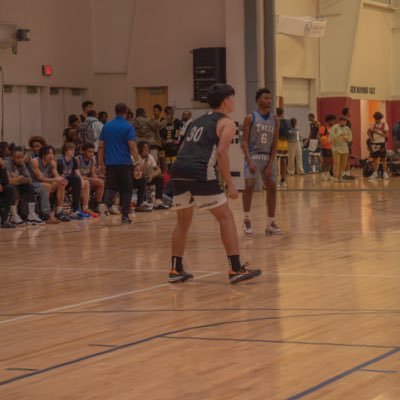 6 ‘4 foward/ orange high school/ AAU Team curry east / class of 2027/
