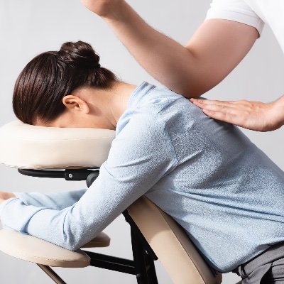 At Workfroce Wellness, we offer a powerful solution to combat stress and unlock the full potential of your team: on-site chair massage.