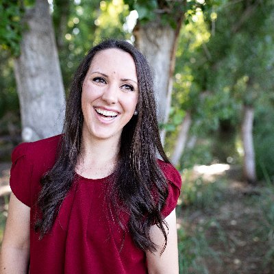 KidLit author, THE MONSTER ABOVE THE BED (@ClarionBooks 2023), I SEE COLOR (@HarperChildrens 2024), KID-VENTORS (@FeiwelFriends 2024)
Rep: @EmilyKaitlinnn
