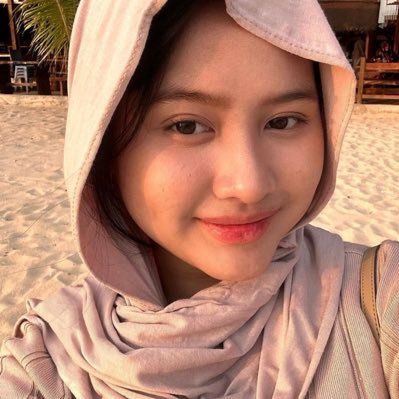 Dvzzuy's profile picture. 