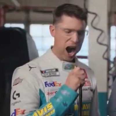 Freelance troll for https://t.co/YwuFGm2ckd. You probably have me muted. Dumb thoughts posted are my own dumb thoughts. I am not Kyle Busch.