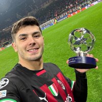 Rayan (@er8oi) Twitter profile photo