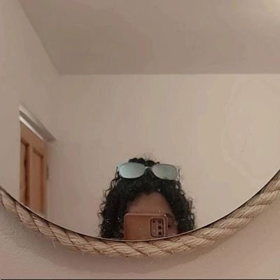 Lizdqueen23's profile picture. Call me Dian, I'm not here to make sense, I'm here to complain. 

main: @universenchill