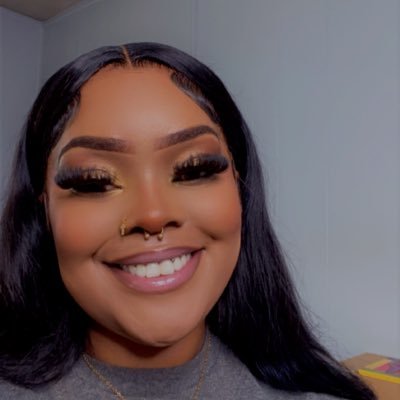 lover girl 💞 Psalms 46:5 💅makeup artist 👩🎨 protective stylist 🎀💈 legal babe 💼