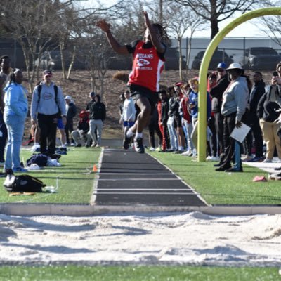 ‘25 | Track and Field | Triple jump: 44.9 | Long jump: 21.3 | 📲: 240-268-9470