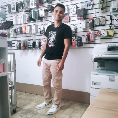 anglcrz's profile picture. Amor, Furia y Languidez.