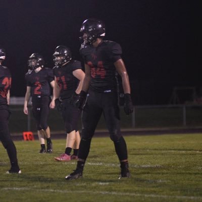 ⚫️White Pigeon HighSchool🔴 Class 25’🖤 🏀PF/C 🏈TE/DT 🎽Shotput/Disc Height 6’5 Weight 240 Email: w35ley40@gmail.com