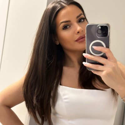 Minnie061811's profile picture. I believe cryptocurrency is the future