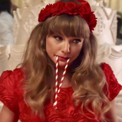 maroonswiftieee Profile Picture