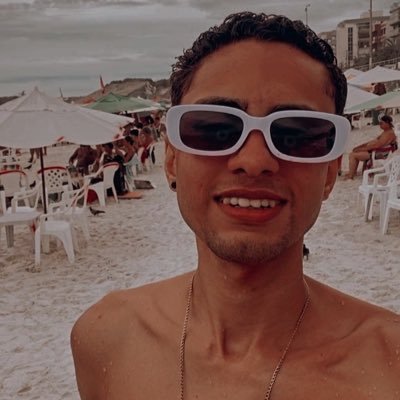 insta: dege_zin || doguinha || Ainda que andaste pelo vale da sombra da morte, não temerei mal algum pois DEUS estás comigo …🦅