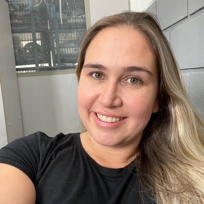 CahPallaro's profile picture. As mais lindas coisas da vida, não podem ser vistas nem tocadas mas sim sentidas pelo coração.