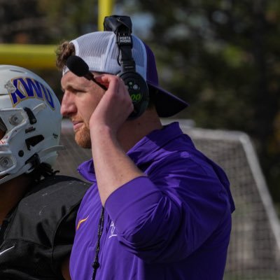 Cancer Survivor / KWU Defensive Run Game Coordinator / DL Coach  (Views are my own) #EndCancer