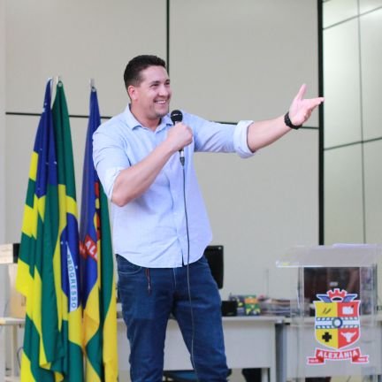 Dr_Allysson's profile picture. Cristão, Pai, Político, Advogado, Professor e Servidor Público.
Prefeito de Alexânia/GO (2017 até 2024).
Diretor Legislativo da Câmara de Alexânia/GO.