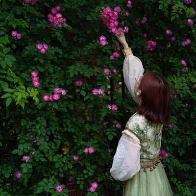 HeeEun213's profile picture. 🥳🥳🥳