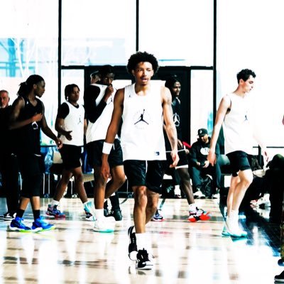Chit🏀wn Sho👑case Profile