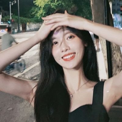 皆さんにお会いできて嬉しいです、『私に注目してください』