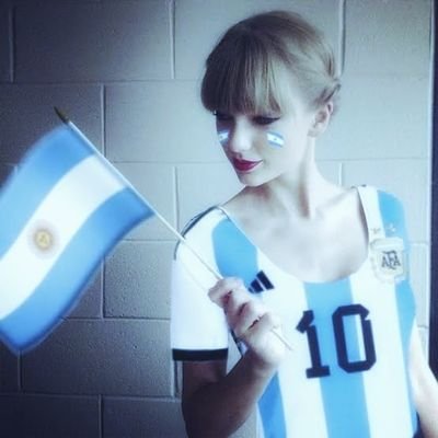 Swiftie 🫶
Argentina FC 🇦🇷
Inter Milan 💙🖤
Currently turning pages and burning bridges