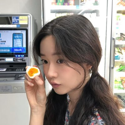 qiulinSong's profile picture. 