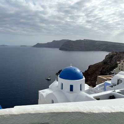 McocInsider619's profile picture. I am a traveler!