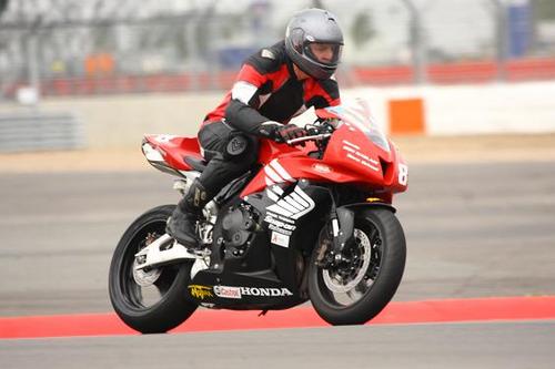 Agronomy graduate (Ncl) working in crop trials. Keen cyclist & motorcyclist.