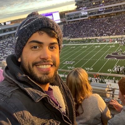 Computer Science Master 🤓🤖📱💻
Data Analyst/Engineer🎲🛠💻🤓
Vascaíno 😃😭