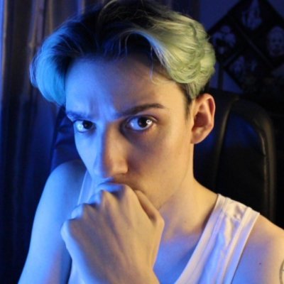 🏳️‍🌈 Bissexual
🎬 Twitch Partner
🎮 Game Dev
🎲Mestre de RPG
📕Escritor
📩E-mail: myerzinho@hotmail.com
📱 Patreon: https://t.co/2Bbkn3cX3Y