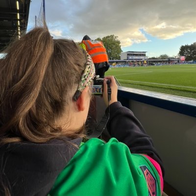 19 🇬🇧
Women's Football Photographer ⚽📸
*All photos are my own*
West Ham Women's Supporter ⚒️🫧
'I'm forever taking photos'
Insta: danni_fairbairn