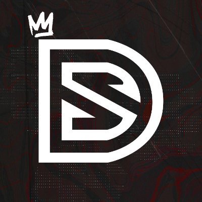 Twitch streamer, Content Creator
Player for Team Dauntless