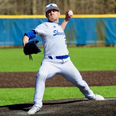 Detroit Catholic Central ‘26 ✟ | Michigan Bulls 16U - LHP/OF/1B | Email: recchionedominic@gmail.com