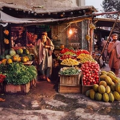 سلام بر آنانکه بدون هیچ توقعی ما را دوست  دارند !