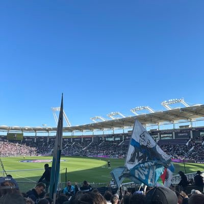 Ocampos13_'s profile picture. 