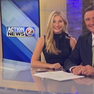 Emilyreillyy1's profile picture. Reporter  @WBAY | DePaul ‘22