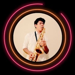 Luis Blas - Página Oficial 
Saxofonista de Jazz, Smooth jazz, Funk, Pop, K-Pop, Rock, Balada, Cumbia, Salsa, Latinoamericano, Criollo, Huayno entre otros.