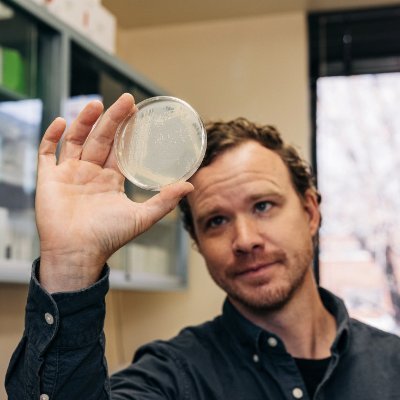 Assistant professor @NDSU, 🇨🇦 in 🇺🇸
All things plant-microbe symbiosis☘️
Improving sustainable agriculture🌾
https://t.co/nzUyL5QFVW