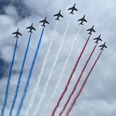 Thibaut_Poulain's profile picture. La France est une République indivisible, laïque, démocratique et sociale. LFI-phobe et RN-phobe