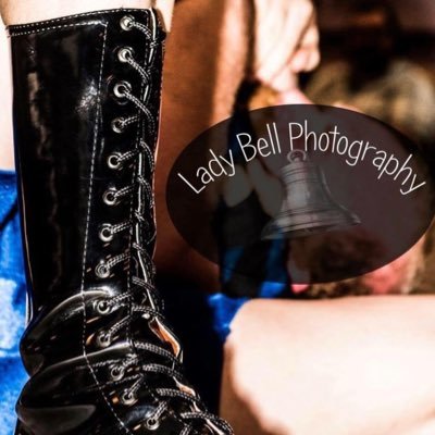 ladybellphoto's profile picture. 