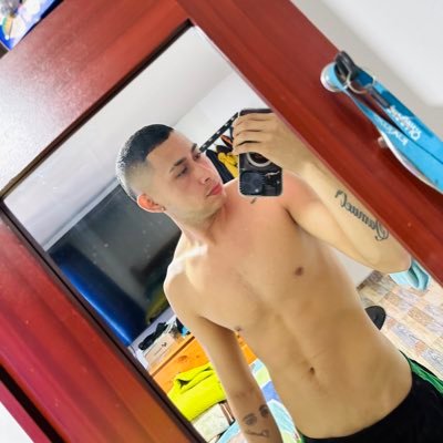 🇻🇪venezolano viviendo en Colombia 🇨🇴 única cuenta ✌🏻ventas de contenido 🔥 y videollamadas 😈🔥