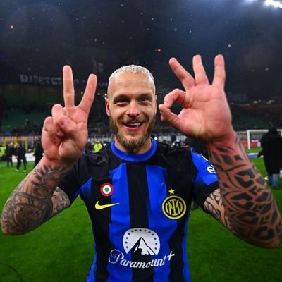 CB   #24 @inter